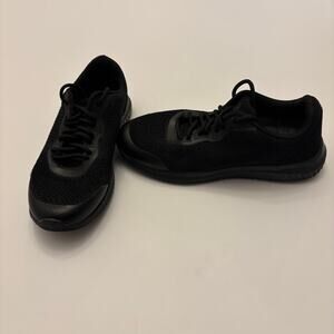 TredSafe Womens 7.5 Black Slip Resistant Work Shoes Non Slip Sneakers